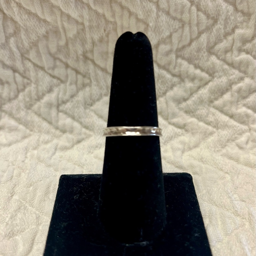 Silpada Sterling Silver Stellar Stable
Stacking Ring Size 8